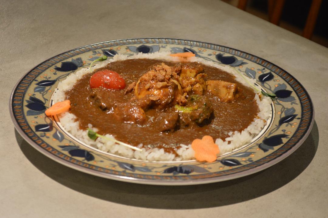 茄子おやじ 花レの欧風カレー